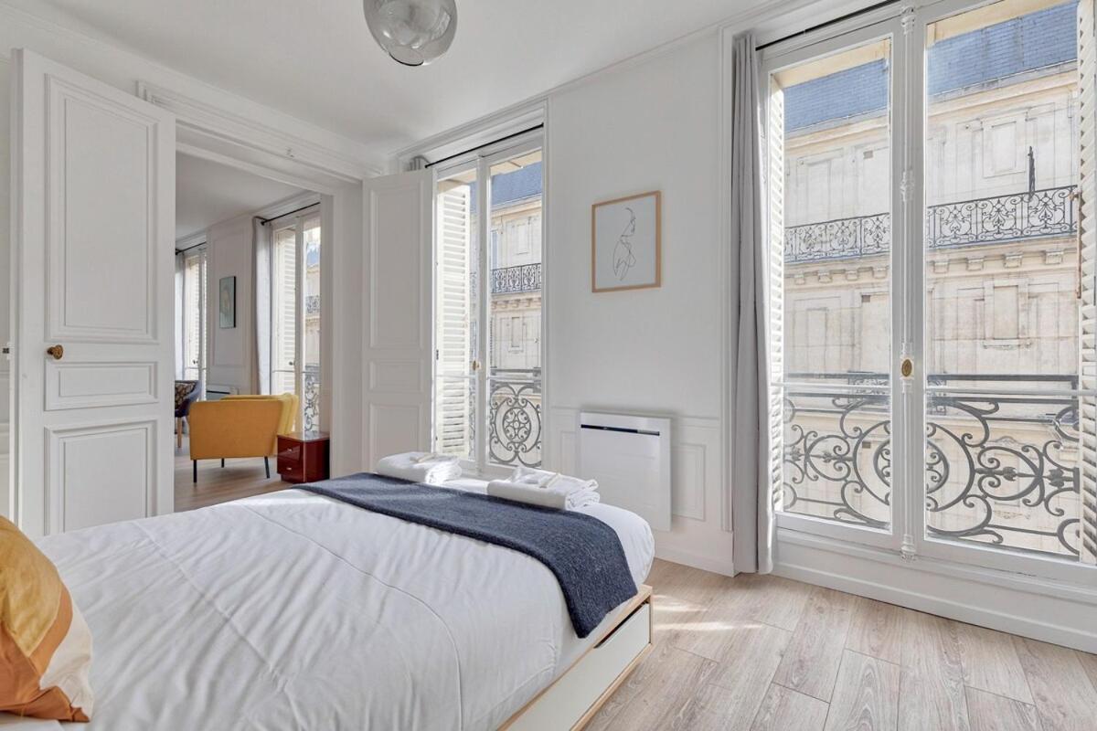 Joli Appartement Champs Elysees - 6P Paris Exterior photo